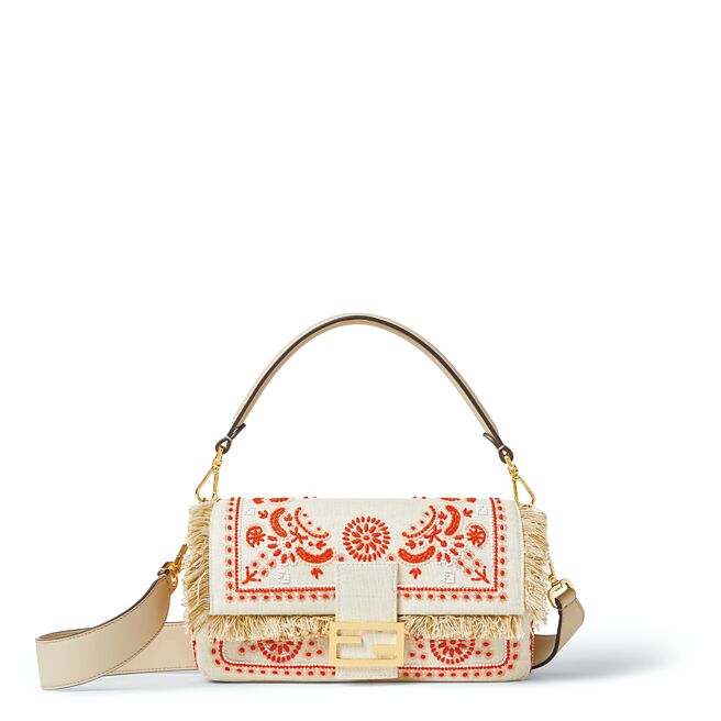 FENDI夏季系列Baguette。（FENDI提供）