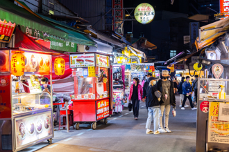台湾人不爱逛夜市了 财经专家：都改到这里消费