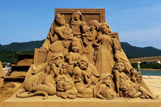 2025福隆國際沙雕藝術季「迪士尼仲夏歡樂祭」即將開展 5／24限定！12歲以下孩童搭配活動主題元素免費入場