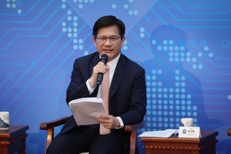 中共挖我外交牆腳   林佳龍：12個邦交國都穩定