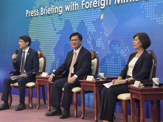 林佳龍：基於對等尊嚴 台灣樂意與陸交流