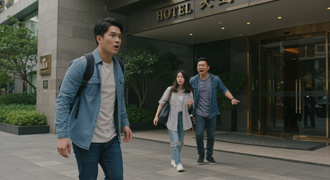 真巧！ 帶女友家人出門吃飯 驚見「她們」從旅館出來