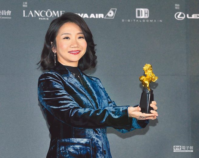 女星陶晶瑩曾經主持過多次三金典禮。（盧禕祺攝）