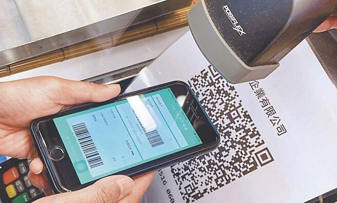 LINE Pay连加网路希望今年内可取得电子支付执照。届时会提供钱包等功能，锁定没有信用卡的族群。图／本报资料照片