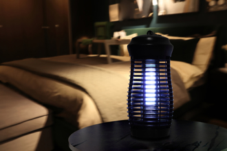 房間放捕蚊燈還被叮 好市多曝「擺放關鍵」 5招加速滅蚊