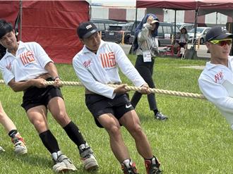 世壯運》不只會唱歌！玖壹壹洋蔥拔河輕鬆取勝 高爾宣應援喊話「蔥蔥蔥」