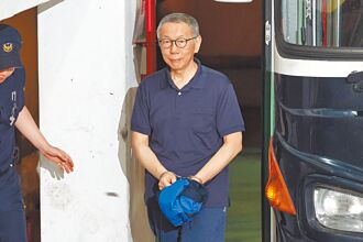 辦柯檢座升官 白炮轟司法崩壞