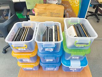 手機納管各校自訂 全教產批一團亂