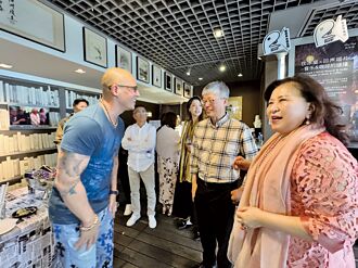 設計師到藝術家 蔣友柏個展震撼亮相