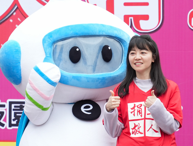 前民进党立委高嘉瑜（右）。（资料照／罗永铭摄）