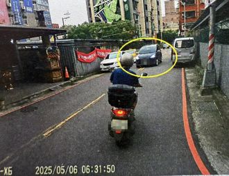 原地等？ 他閃違停車「跨越雙黃線」吃罰單：要怎麼開