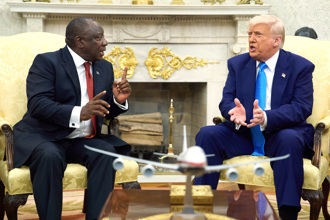 川普新關稅仍達30％！南非總統反擊了 學者批淪為乞丐