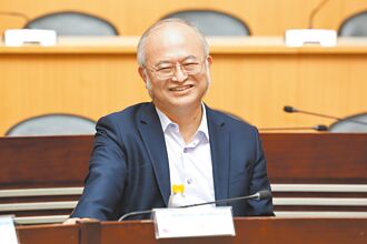 吳明賢遭AI假冒賣減肥茶 台大報警