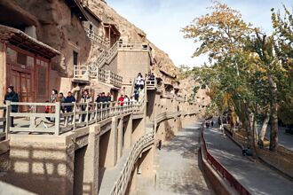 毫釐必究 莫高窟文物堅守匠心