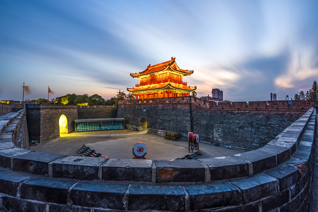 三國末期，蜀漢已是強弩之末，劉禪面對無將可用、軍心潰散、內部主張議和的情況下，只能黯然投降。（示意圖：Shutterstock／達志）