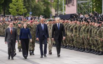 德裝甲旅部署立陶宛 二戰後首常駐境外