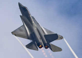 殲-35戰機當「獎勵」半價就賣了 陸加緊助鐵桿盟友力抗印度