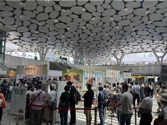 鐵路便當節10周年首度辦高雄場 結合在地業者盛大開展