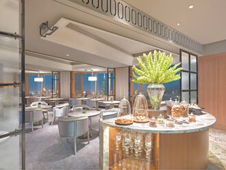 旅展開搶 住宿券下殺18折