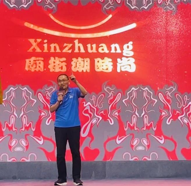 侯友宜表示，廟街是新莊人重要的生活重心和信仰。（李育嫺攝）