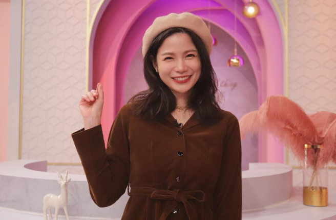 蘿莉塔分享,把女兒紅包錢拿去買股票的趣事。(圖/FB@蘿莉塔)