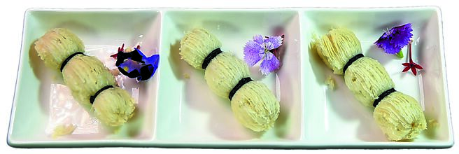 「芋香莲藕酥」外形讨喜，工序腻繁复，内馅是绵密芋泥、甜香浓郁。图／姚舜