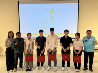 美國留學生回饋分享  為羅浮高中學子點亮未來之光