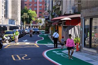 台北21處標線人行道外推無防護 交通局回應了