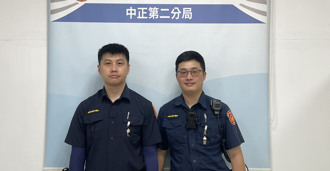 「代操股票」拢系假  妇人险遭诈15万警及时拦阻