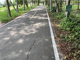 台中潭雅神綠園道路段龜裂、現坑洞 傳至少2跑友摔傷