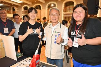 國中技藝小達人齊聚宜蘭 縣府5／25表揚94位獲獎生