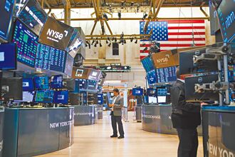 三大美股收黑 寄望兩轉機
