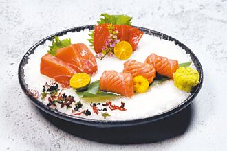 高雄萬豪酒店 黑鮪魚限時上桌