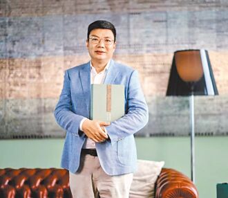 趙強新書 輯錄跨千年百餘件澳門紀年古甓