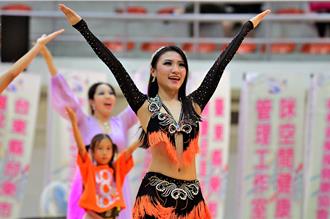 從臭豆腐到肚皮舞！林孜璇奪冠後仍想「腳踏兩條船」