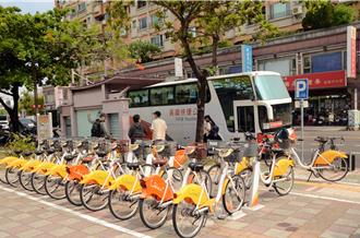 無縫接軌綠色運具！大台南公車APP改版新增YouBike查詢