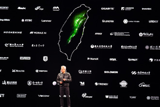  黃仁勳訪台老AI不漲 謝金河曝輝達盛世到轉折點：恐波及台積電