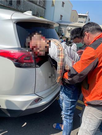 高雄刑大抓捕暴力販毒集團 起出大量武器和毒品