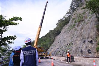 花蓮193縣道邊坡修復工程啟動 預計明年4月底完工