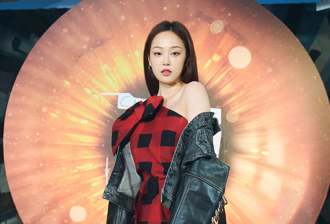 「最美星二代」安吉闯歌坛　创作曝心声：爱本来就应该这么痛？