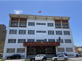 葬儀社女禮生為往者化妝 色老闆趁機摸臀遭圍毆