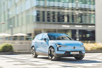 Volvo全新純電休旅 EX30全台巡迴起跑