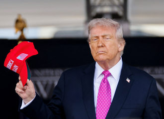 打臉菁英教育？川普要撤回哈佛896億補助金 給全美技職學校