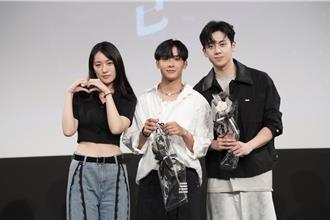 親姊驚喜現身「狂嗑寶弟CP」！ 林輝瑝霸氣上演「成人式戀愛」