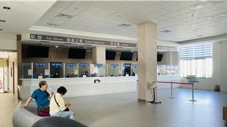 台東近3000戶停電 富岡漁港票務停擺、餐廳顧客移戶外