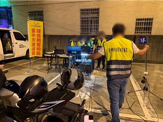 取締改裝車！炸街騎士2度遭逮「載女朋友比較帥」　再吞1800罰單