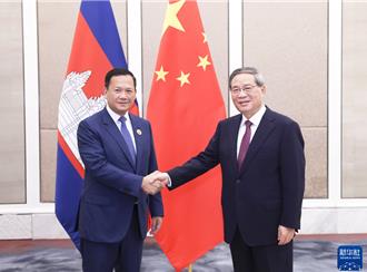 李强晤柬埔寨首相 盼共护产供链畅通