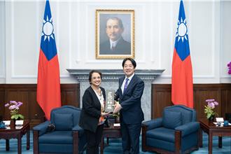 關島總督拜會賴清德  推廣觀光籲台建立固定航班