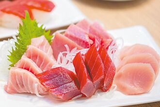 順億鮪魚鮮美海產上桌