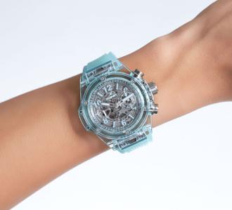 宇舶表透明冰蓝表壳 沁凉一夏
